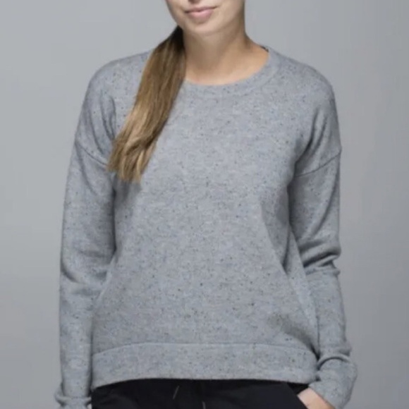 Lululemon Sweater - Picture 1 of 4
